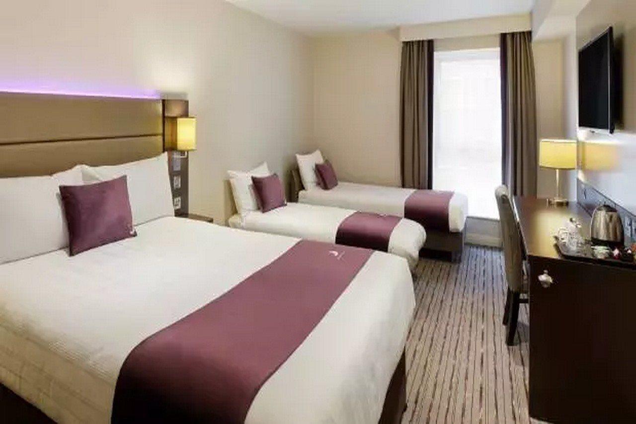 Premier Inn Carrickfergus Ngoại thất bức ảnh