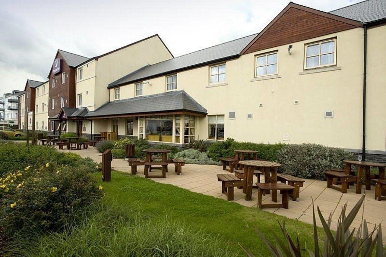 Premier Inn Carrickfergus Ngoại thất bức ảnh